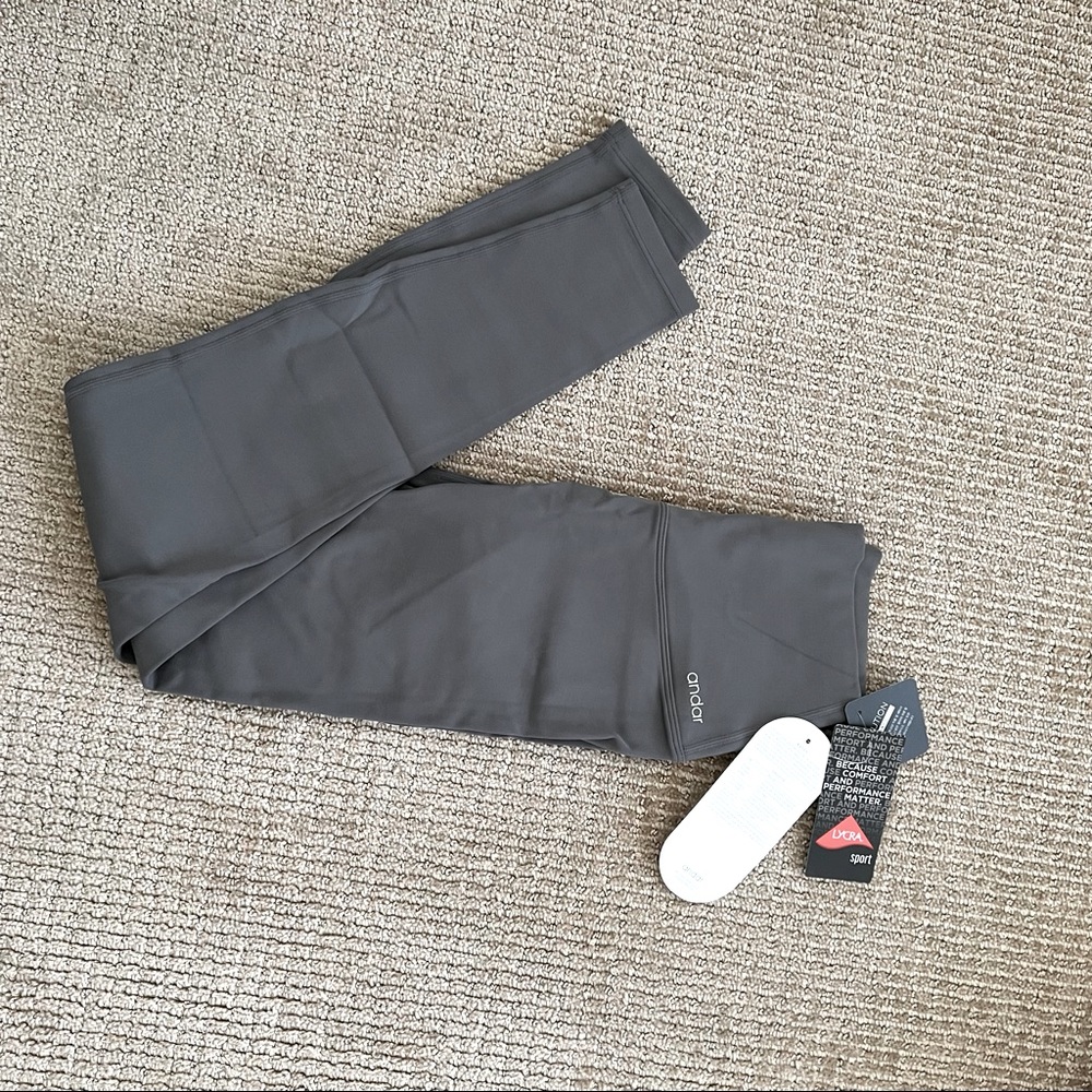 NWT Andar Airwarm Gini Ankle Length Legging Gray Size 2